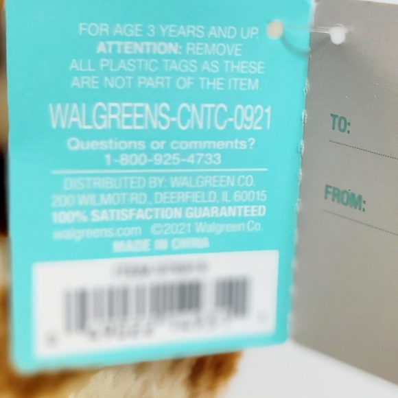 Hug Me Giraffe Plush Valentine's Day Gift - Picture 6 of 7